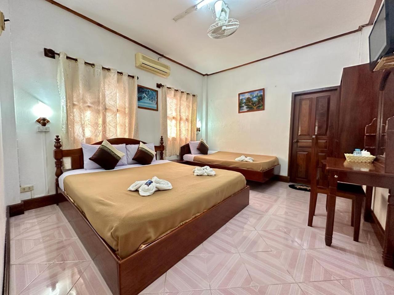 Rattana Guesthouse Luang Prabang Exterior photo